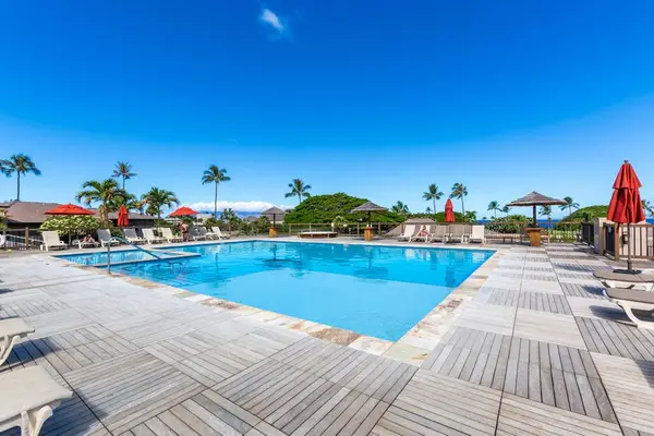 Resort-Style Pool Paradise