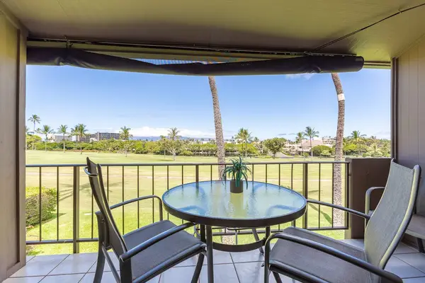 Lanai Dining With Tropical Views
