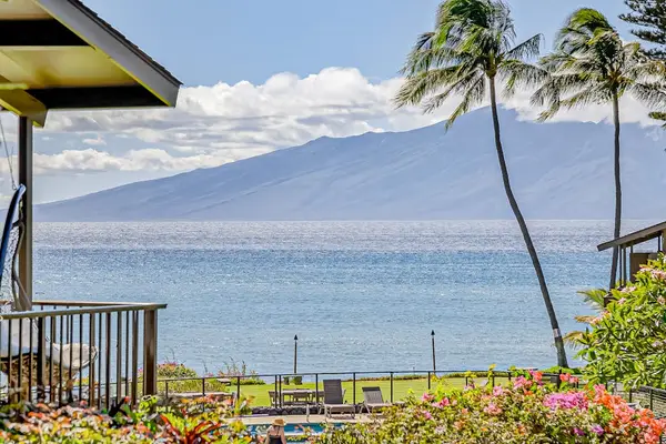 Front Row Views Of Maui's Coastline