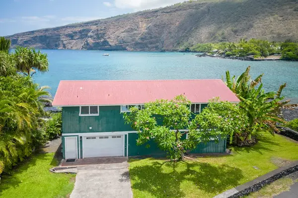 Scenic  Views – Explore the Charm of Your Island Surroundings