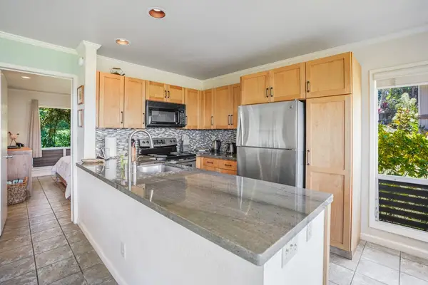Modern Chef's Kitchen With Spacious Island