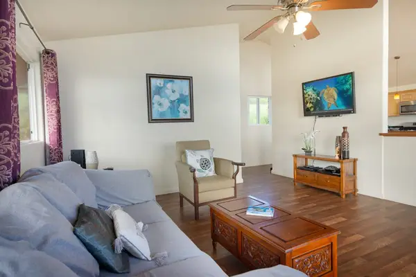 Comfortable Lounge With Open Layout