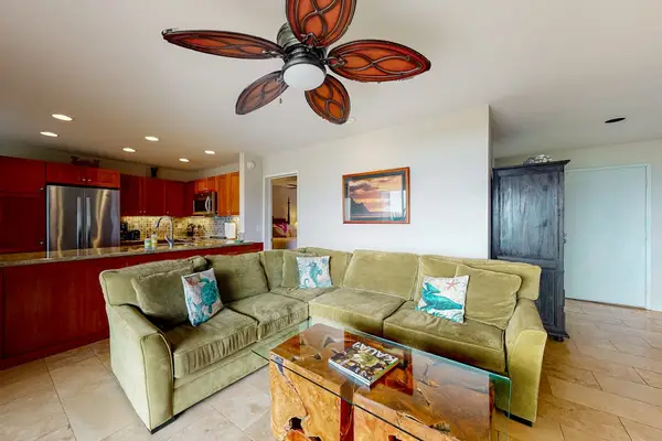 Island living room blends furnishings with scenery and natural light