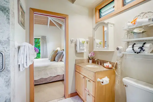 Elegant Ensuite Bathroom With Vanity
