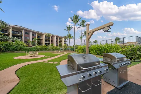 Enjoy the shared BBQ area during your island getaway.