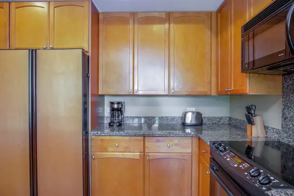 Fully equipped kitchen for home-cooked meals