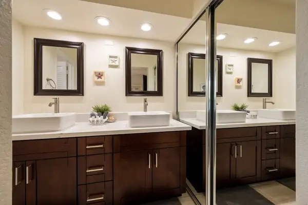 Double Vanity Bathroom With Ample Space