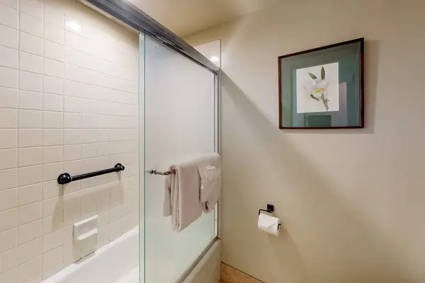 Refresh comfortably in this clean shower after exciting island adventures