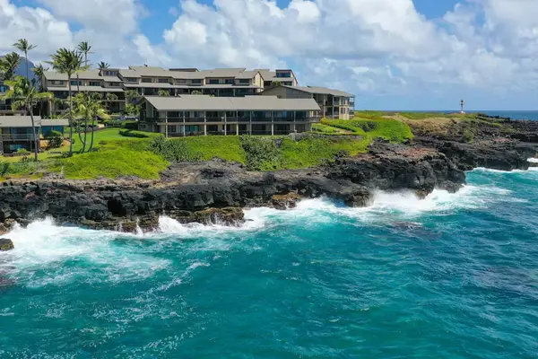 Amazing location near the bluff