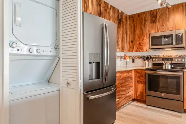 Gourmet Kitchen Made For Gathering