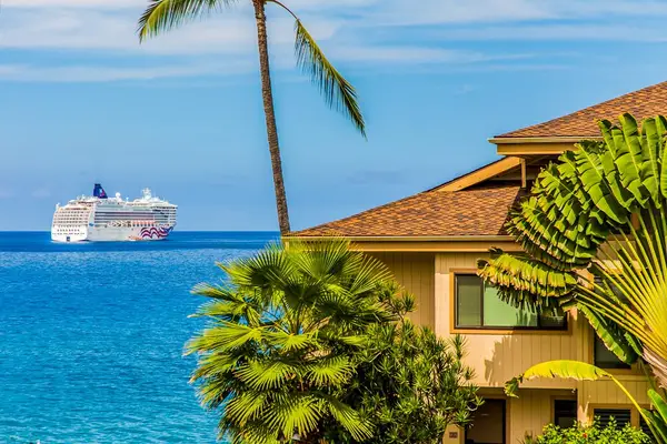 Cruise Ship Views From Paradise