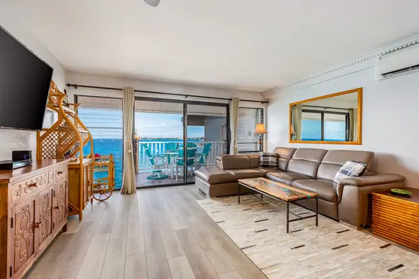Relax In Oceanfront Comfort