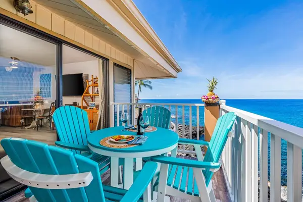 Dine Above The Pacific