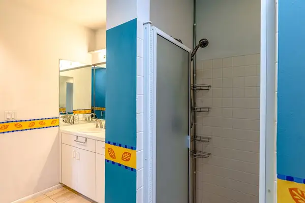 Enjoy a fresh start each day in this bright full bathroom retreat