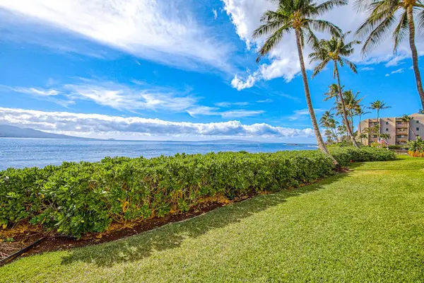 Island Sands Resort Tropical Paradise