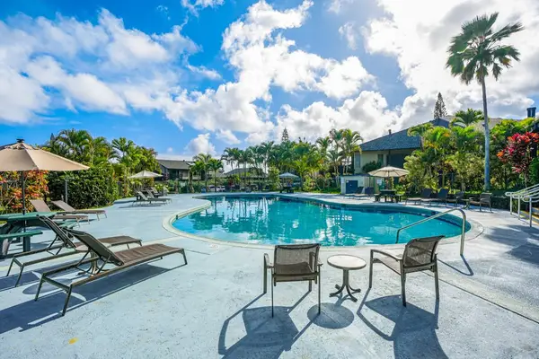Mauna Kai Resort community pool