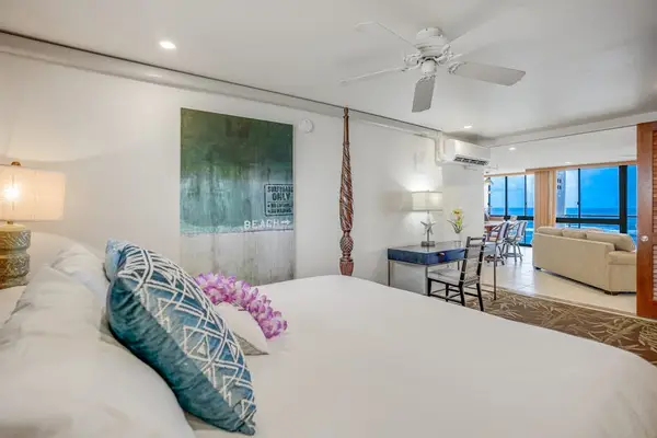 Wake Up To Breathtaking Pacific Views