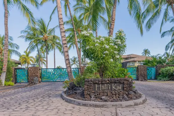 Gated Entrance to the Hali'i Kai Resort Community