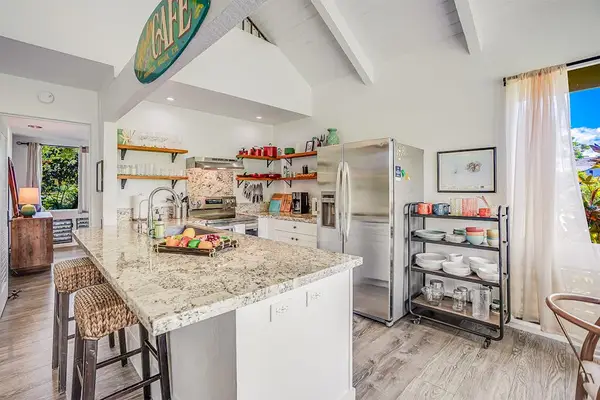 Granite island perfect for entertaining