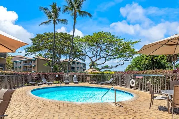 Second Resort Pool For Sunny Island Days