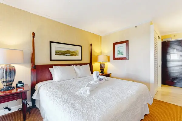 Comfortable king suite with scenic island views