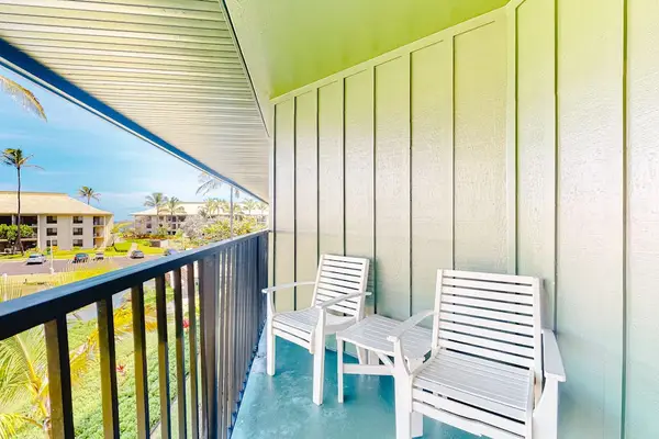 Enjoy peaceful mornings with coffee on the private lanai