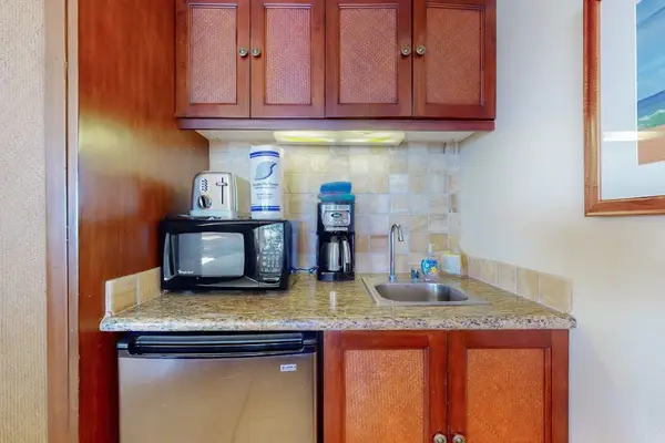 Convenient Kitchenette For All Your Beach Snacks