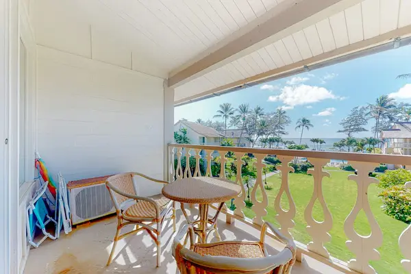Private Lanai With Island Breezes