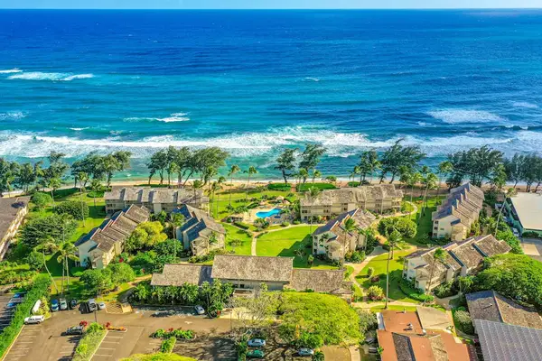 Deep Blue Horizons Right In Your Backyard