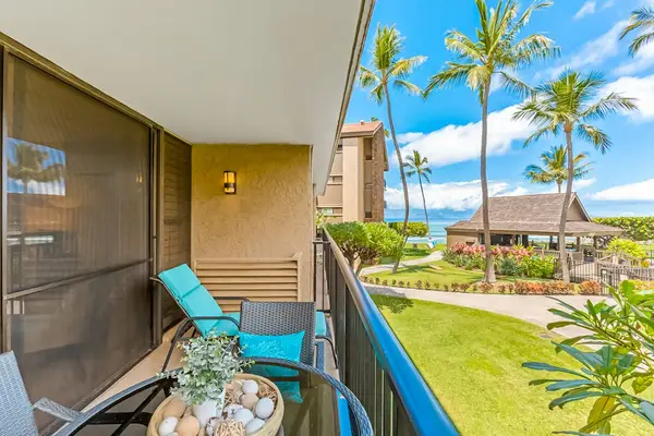 Start your day with refreshing ocean views from the private lanai.