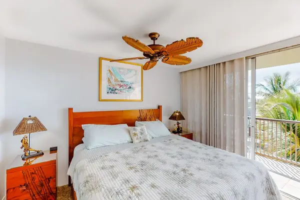 Relax in Your Private bright King bedroom