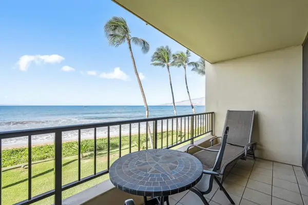 Private Oceanfront Balcony For Al Fresco Drinks