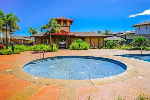Relaxing Spa Under Sunny Skies