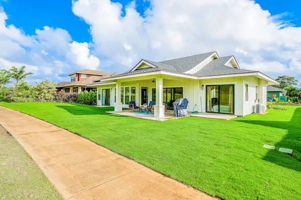 Easy access with generous driveway space