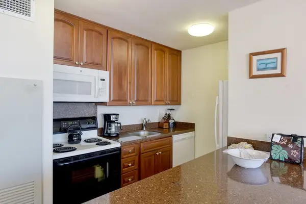 Cook With Ease In A Modern Kitchen