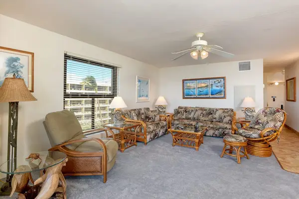 Spacious Living Room For Family Gatherings