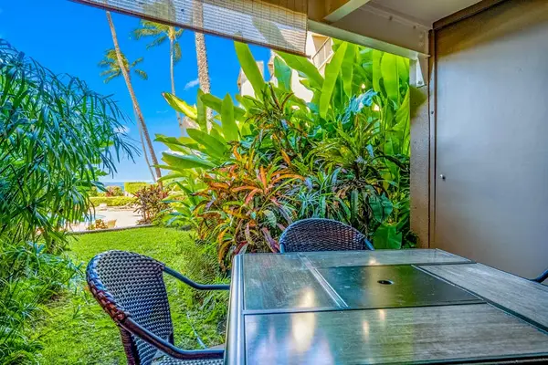Private Garden Patio For Peaceful Mornings