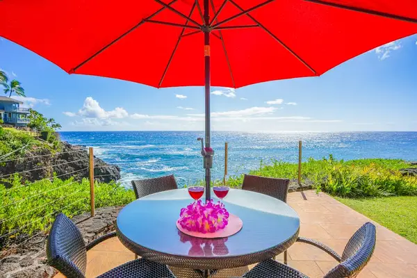 Spacious lanai for relaxing after island adventures
