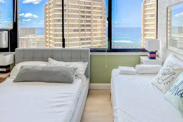 Sleep comfortably with multiple bed options