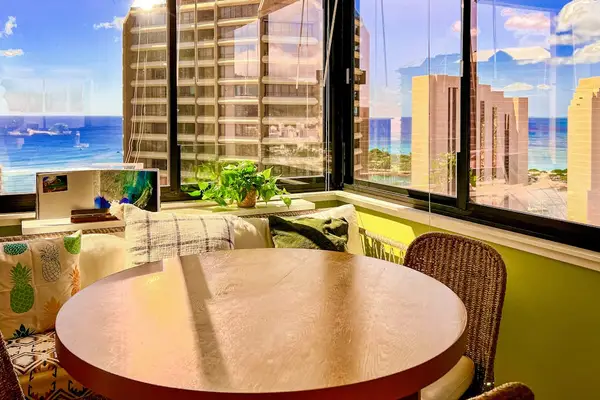 Enjoy every meal with sunshine streaming in