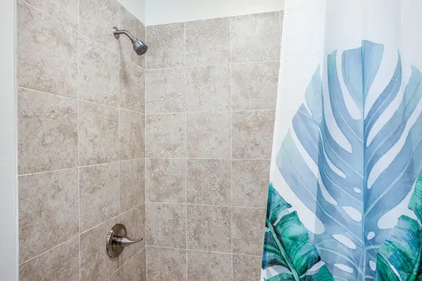 Elegant Walk In Tile Shower