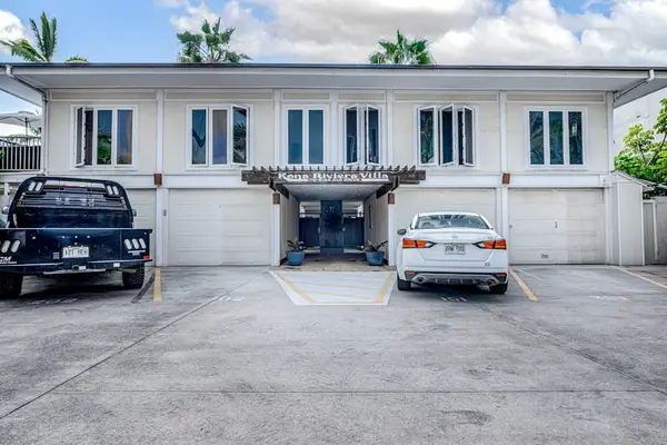 Convenient On-Site Guest Parking