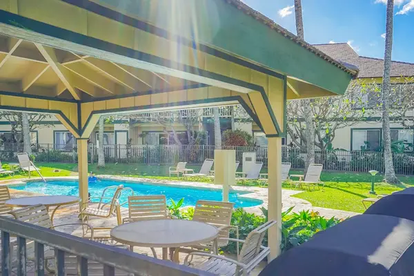 Poolside Pavilion For Outdoor Dining