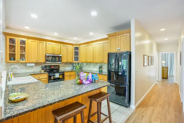 Modern Kitchen With Breakfast Bar