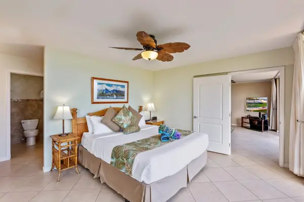 Luxurious Primary Suite With Resort Comfort