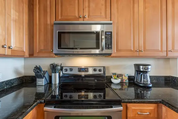 Fully Equipped Kitchen For Gourmet Cooking