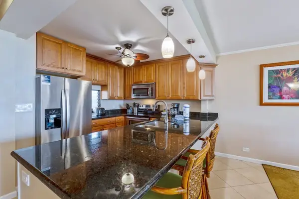 Chef Inspired Kitchen With Granite Island