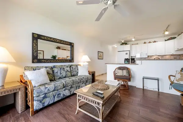 Open Concept Island Living