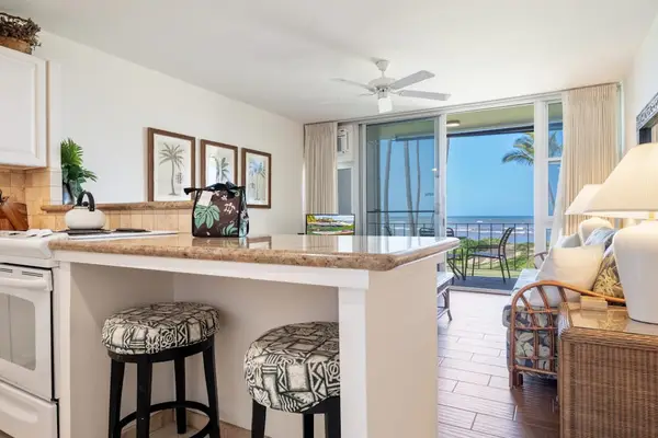 Breakfast Bar With Ocean Views