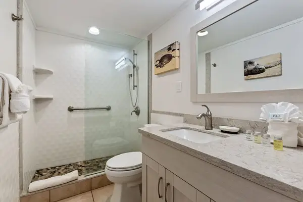 Fresh And Bright Spa Bathroom